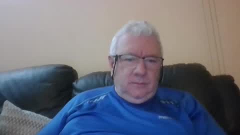 Snapshot of springtine chatting on 05.15.26 springtine online show from 05.15.26