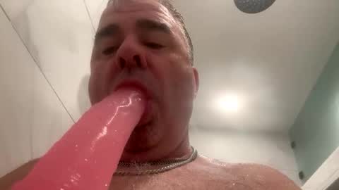 Snapshot of sprtsnut33 chatting on 01.10.26 sprtsnut33 online show from 01.10.26