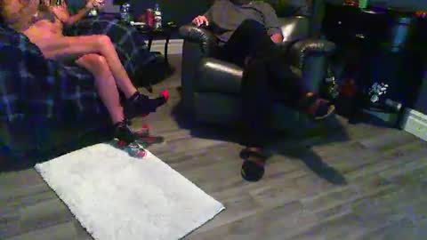 Snapshot of sqrtshow chatting on 05.31.26 sqrtshow online show from 05.31.26