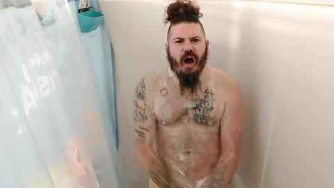 Snapshot of squ1rtl3cb chatting on 12.17.24 squ1rtl3cb online show from 12.17.24