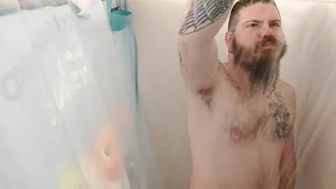 Snapshot of squ1rtl3cb chatting on 12.23.24 squ1rtl3cb online show from 12.23.24