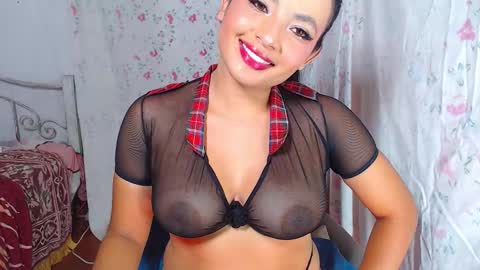 Snapshot of squirt_dirty_anal chatting on 10.09.25 valeria online show from 10.09.25