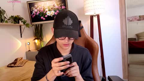 Snapshot of sr_evann chatting on 03.01.26 sr_evann online show from 03.01.26