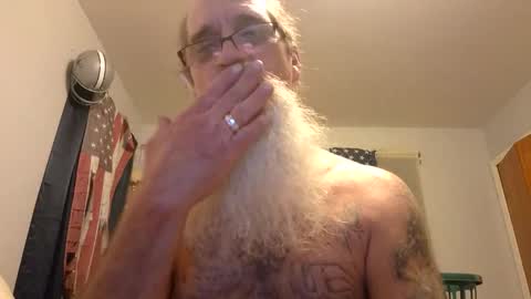 Snapshot of ssdrums3 chatting on 12.15.25 ssdrums3 online show from 12.15.25