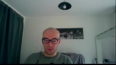 Snapshot of ssenzo chatting on 01.10.25 ssenzo online show from 01.10.25