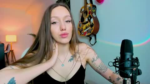 Anni if Im offline for a long time Im depressed feel free to support me offline online show from 02.28.25