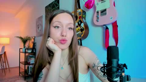 Anni if Im offline for a long time Im depressed feel free to support me offline online show from 03.05.25