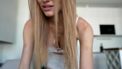 Scarlett online show from 03.26.26