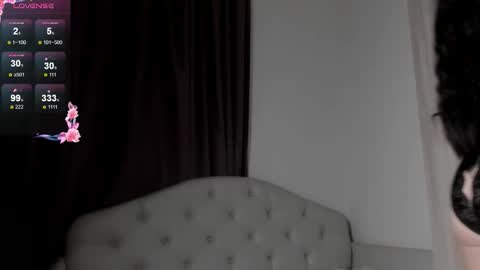 Hi tickle me and trumbs up for 25 tk online show from 03.04.26