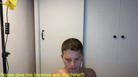 st1vemaster01 online show from 08.02.26