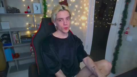 Nick Gasai online show from 12.10.24