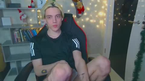Nick Gasai online show from 12.11.24