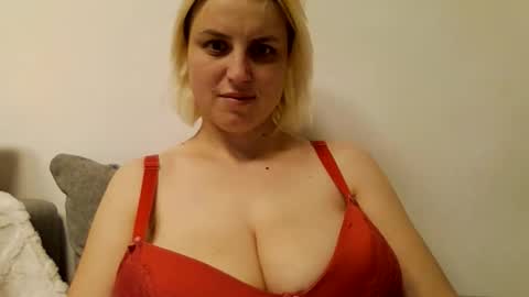 Snapshot of stacey_amelly chatting on 01.15.26 Amelly online show from 01.15.26