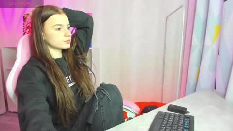 Stacey GMT5 Mo Tu We Th Fr Sa 3am -10am online show from 12.06.24