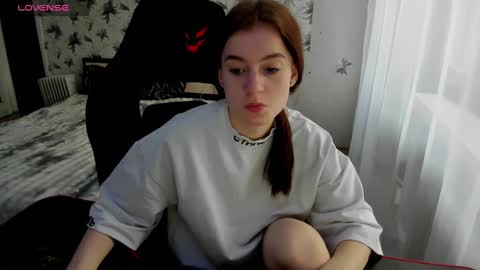 Stacey GMT5 Mo Tu We Th Fr Sa 3am -10am online show from 01.22.25