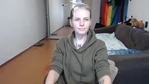 Snapshot of stacey_hot_01 chatting on 12.16.24 Stacey online show from 12.16.24