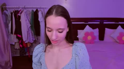 Snapshot of staceycutie chatting on 02.11.26 StaceyCutie online show from 02.11.26