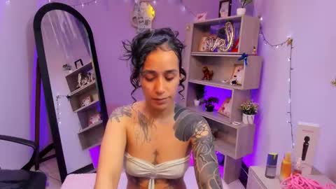 Snapshot of staceylee_ chatting on 02.21.26 Stacey lee online show from 02.21.26