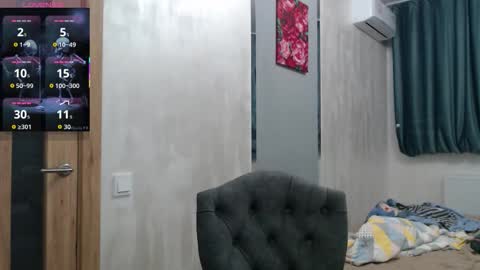 Snapshot of stacy_davise chatting on 10.29.25 STACY online show from 10.29.25