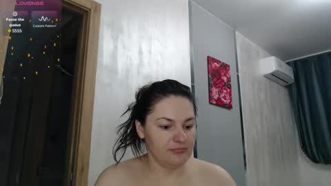 Snapshot of stacy_davise chatting on 11.20.25 STACY online show from 11.20.25