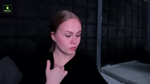 Snapshot of stacy_moorexx chatting on 06.25.26 STACY online show from 06.25.26