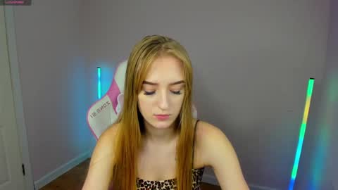 Snapshot of stacy_riiver chatting on 02.04.25 Stacy Mon Tue Wed Thu Fri Sun GMT GMT 3 1000am - 0400pm online show from 02.04.25