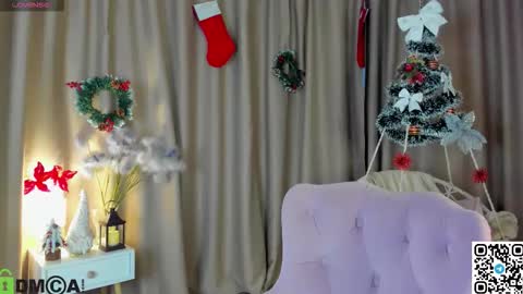 Stacy Mon Tue Wed Thu Fri Sun GMT GMT 3 1000am - 0400pm  online show from 11.29.25