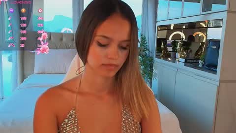 Snapshot of stacy_tylerr chatting on 05.17.26 Stacy Tyler online show from 05.17.26