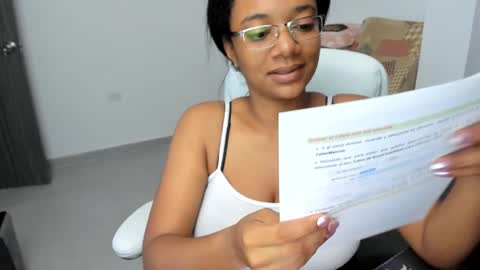 Zulma Yisset online show from 02.20.25