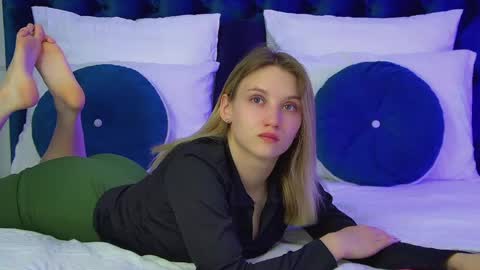 Snapshot of stacyevancesss chatting on 05.26.26 StacyEvances online show from 05.26.26