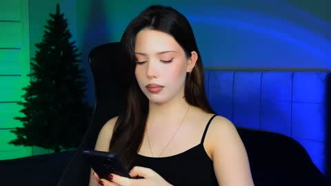 Snapshot of stacygonzales_ chatting on 12.18.24 Bye bye dear See you on December 3st  online show from 12.18.24