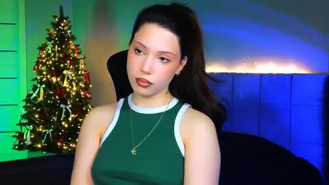 Snapshot of stacygonzales_ chatting on 01.29.25 Bye bye dear See you on December 3st  online show from 01.29.25