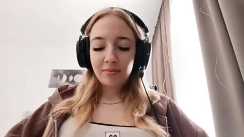 Mila online show from 02.16.26