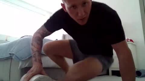 Snapshot of stanleyyyy26 chatting on 02.18.26 stanleyyyy26 online show from 02.18.26