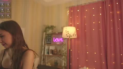 Chloe online show from 04.20.26