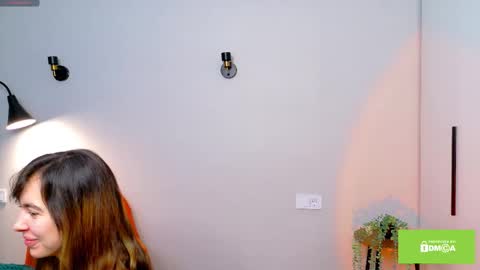 Nina online show from 11.09.25