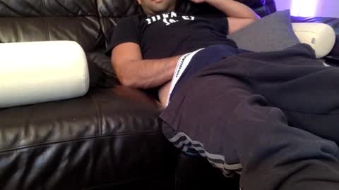 Starpizzle online show from 10.25.25