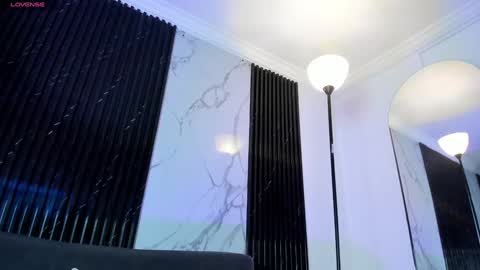 Snapshot of stars4spider_ chatting on 02.07.25 online show from 02.07.25