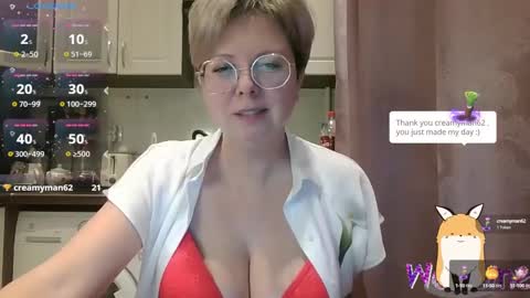 Snapshot of stasya_07 chatting on 01.12.25 Stasya online show from 01.12.25