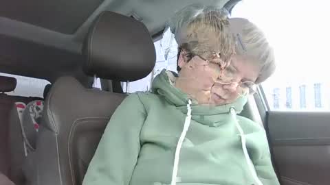 Snapshot of stasya_07 chatting on 02.12.25 Stasya online show from 02.12.25