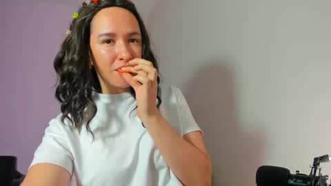 stayluna online show from 12.16.25