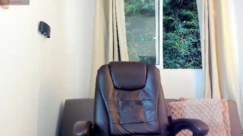 Snapshot of stebansilv_ chatting on 07.13.26 Steban online show from 07.13.26