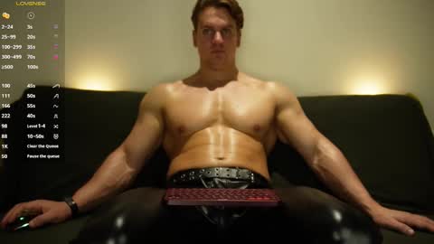 Snapshot of steevemuscle chatting on 11.30.25 Steeve online show from 11.30.25