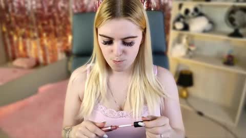 stef_nicks online show from 05.01.26