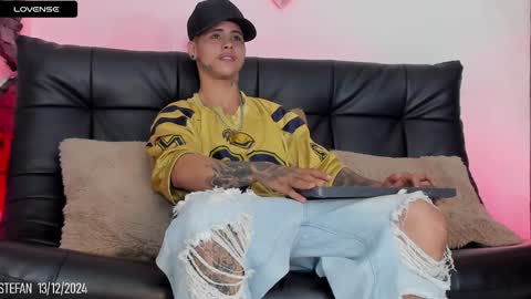 Snapshot of stefan_wonder_ chatting on 12.13.24 Wonder online show from 12.13.24