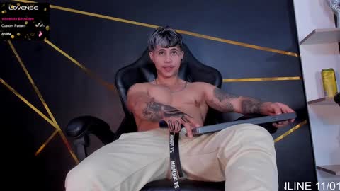 Snapshot of stefan_wonder_ chatting on 01.16.25 Wonder online show from 01.16.25