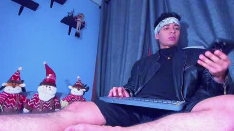 Stefann Salvatore online show from 12.30.24