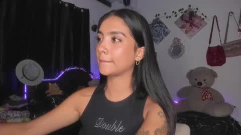 Im MiaIts my first day here  online show from 02.14.25