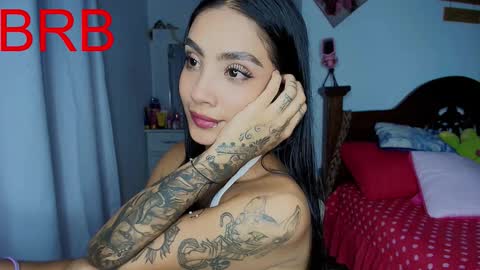 Im MiaIts my first day here  online show from 11.13.25