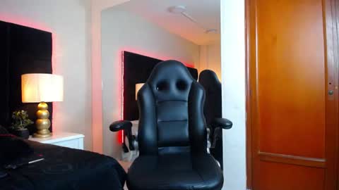 S T E F A N O  online show from 06.25.26